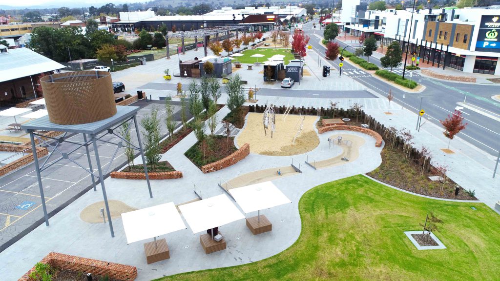 Wodonga Senior Secondary College is a medium sized co-educational secondary school servicing the Albury/Wodonga region. The school is located in an attractive, safe, residential area near central Wodonga. It is fully serviced by public transport.